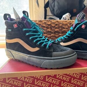 VANS SK8-HI MTE-2,  BLACK/SPECKLED, Size: 8.5 M - 10 W BRAND NEW